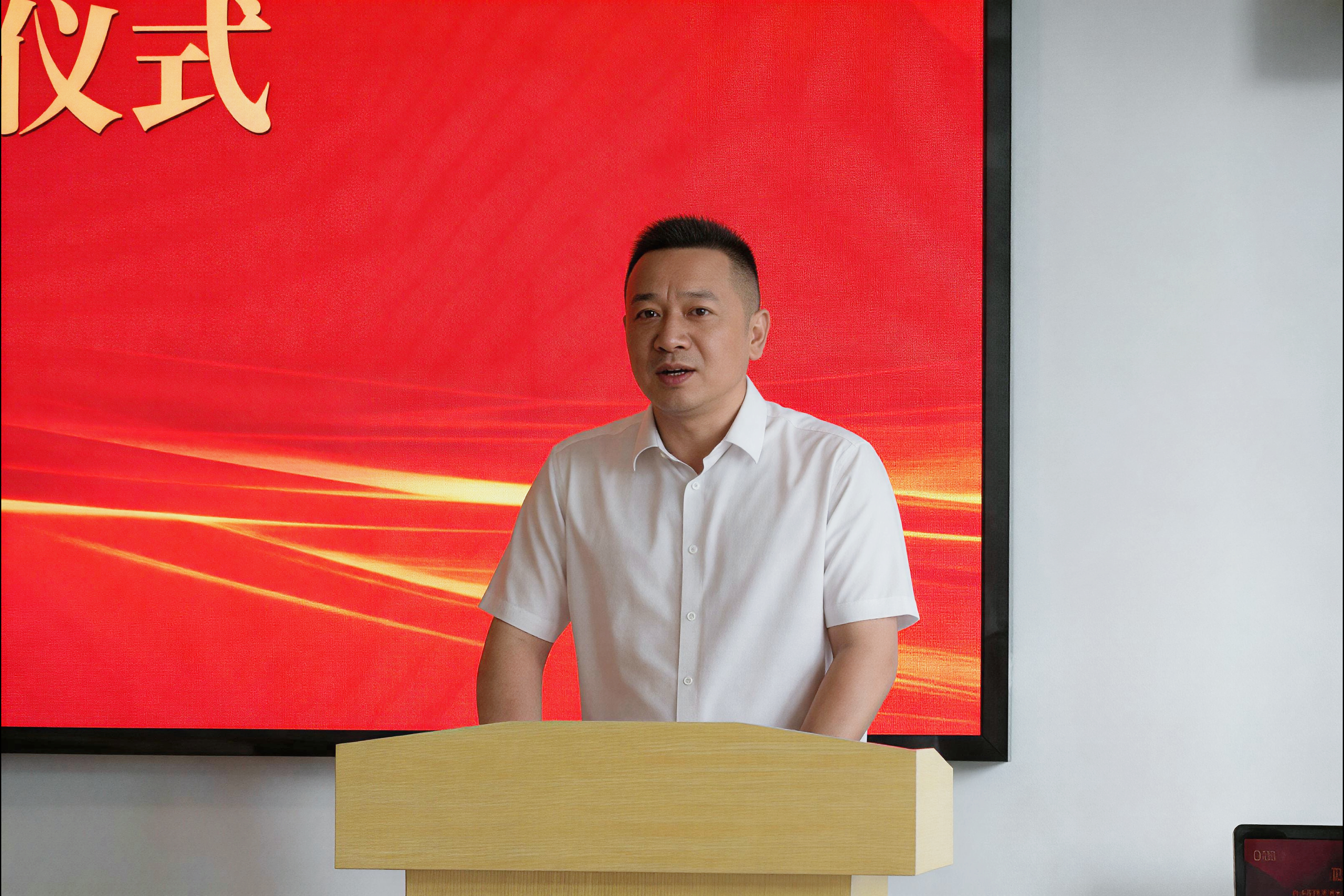王犹讲话.jpg