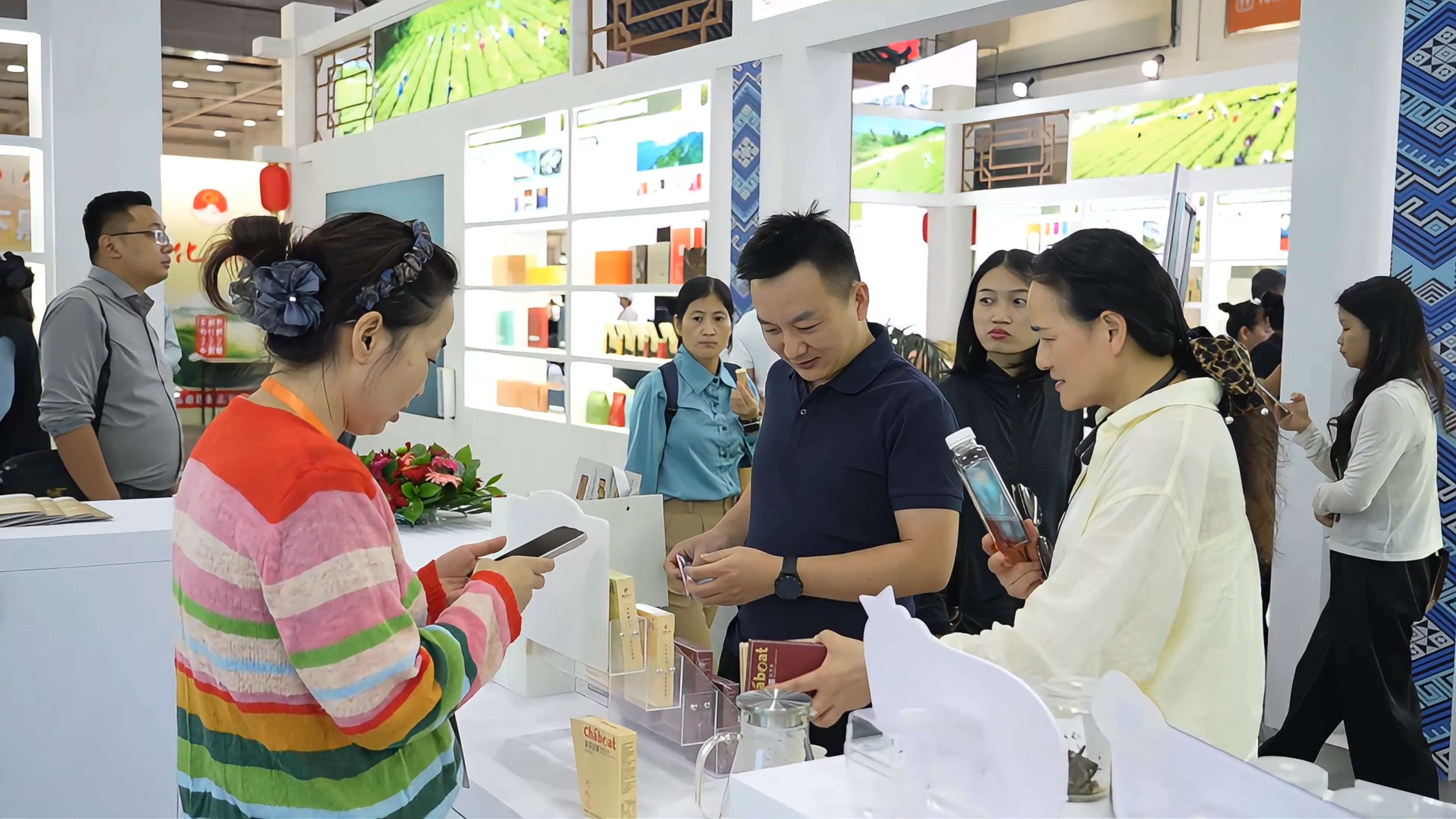 9月14日茶博会图片4(1).jpg 9月14日茶博会图片4(1).jpg